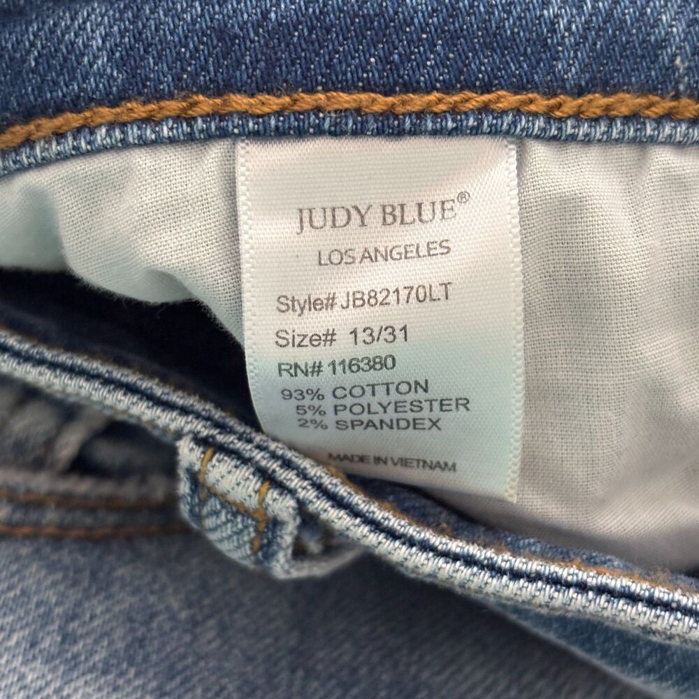 Judy Blue Women Boyfriend Jeans Distressed Light Wash Stretch Size 13/31 L278 - Picture 13 of 14